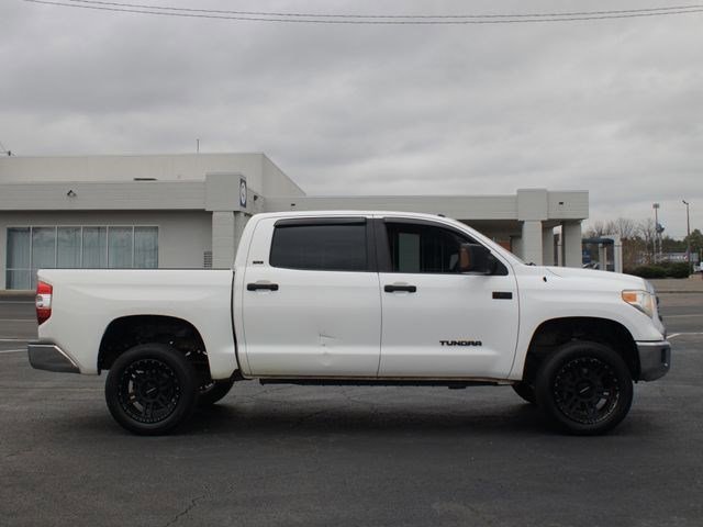 Used 2015 Toyota Tundra SR5 w/ SR5 Upgrade Package image 12