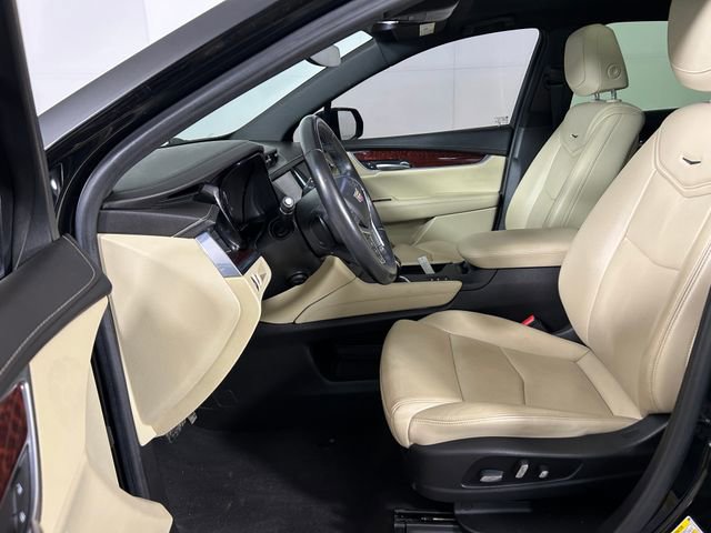 Used 2019 Cadillac XT5 Premium Luxury w/ Driver Assist Package image 12