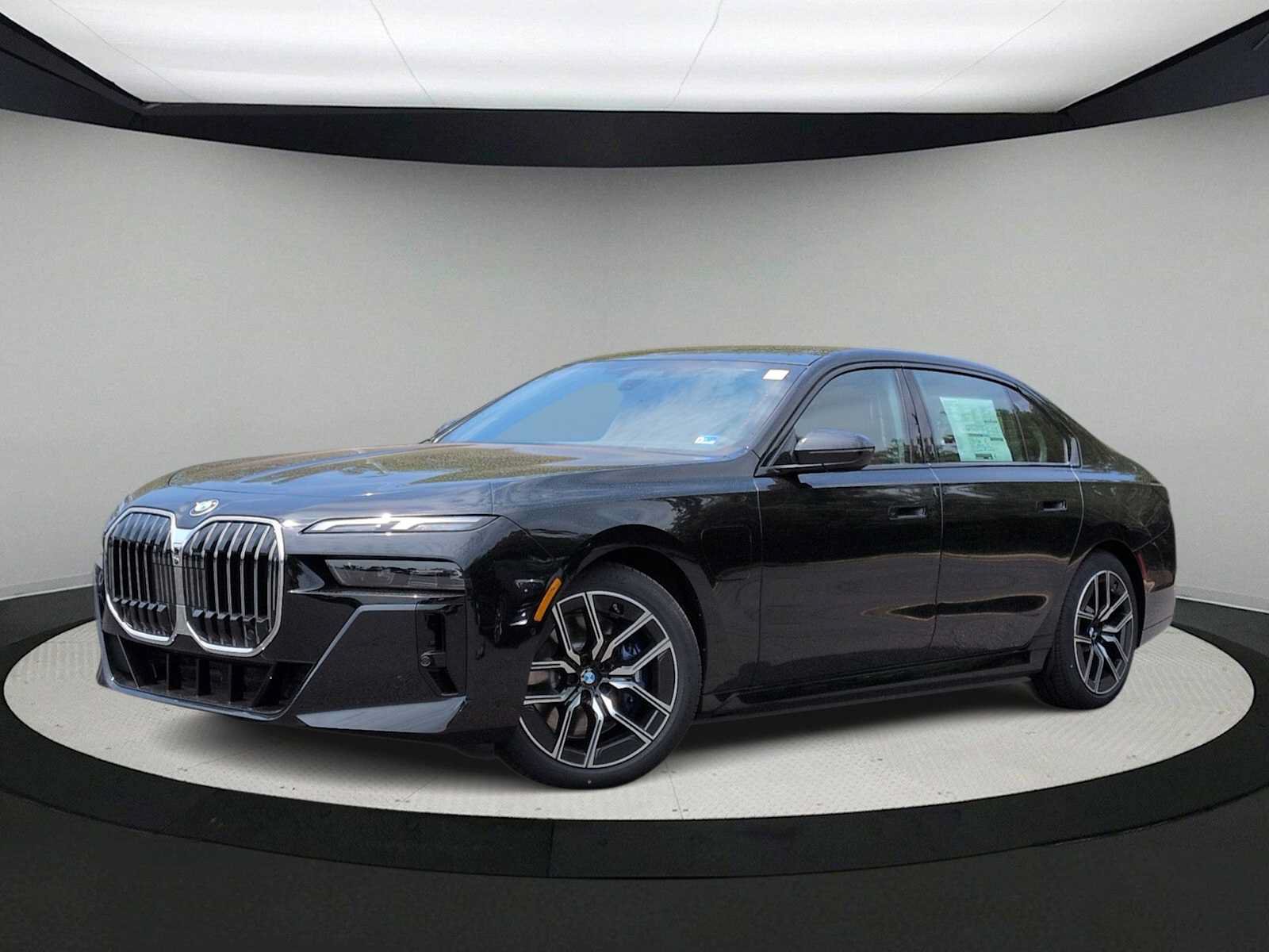 New 2026 BMW 750e xDrive