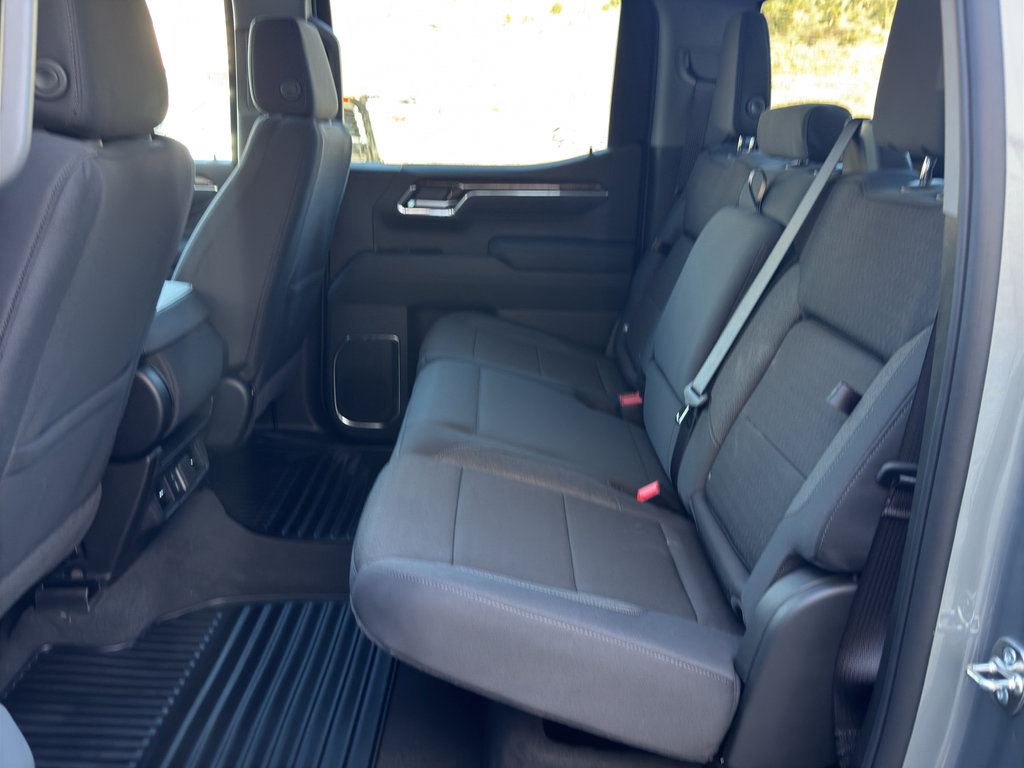 New 2026 GMC Sierra 1500 Elevation image 11