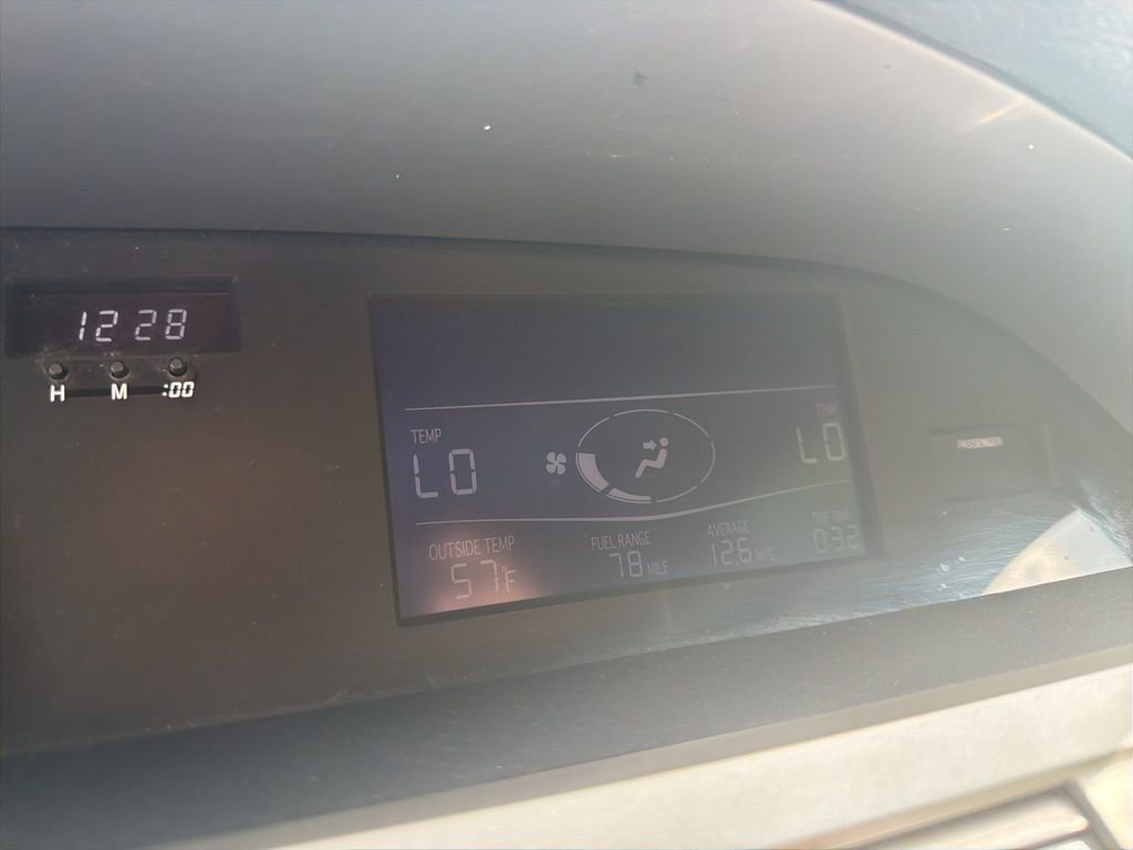 Used 2008 Toyota Avalon Limited FWD image 27