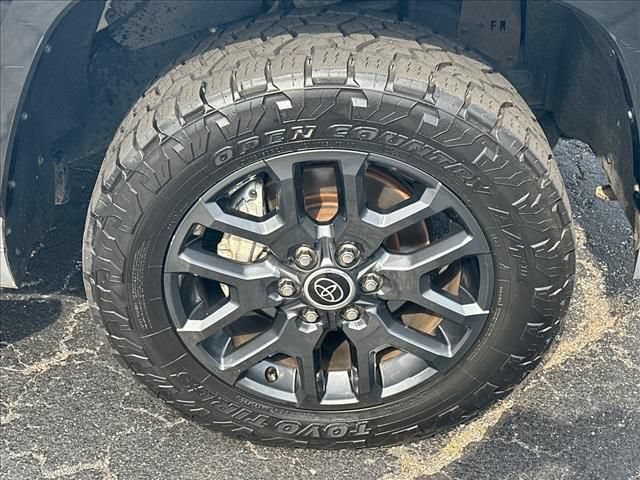 Used 2023 Toyota Tundra Platinum AWD/4WD image 36