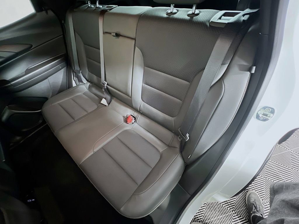 Used 2023 Chevrolet TrailBlazer RS w/ Convenience Package FWD image 23