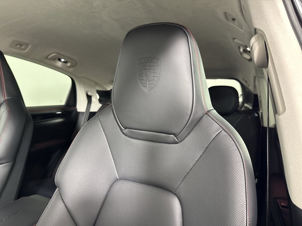 New 2026 Porsche Cayenne Turbo GT AWD/4WD image 41
