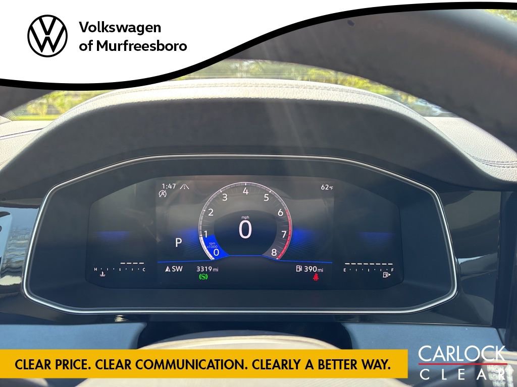 Used 2025 Volkswagen Jetta SE w/ Sunroof Package image 17