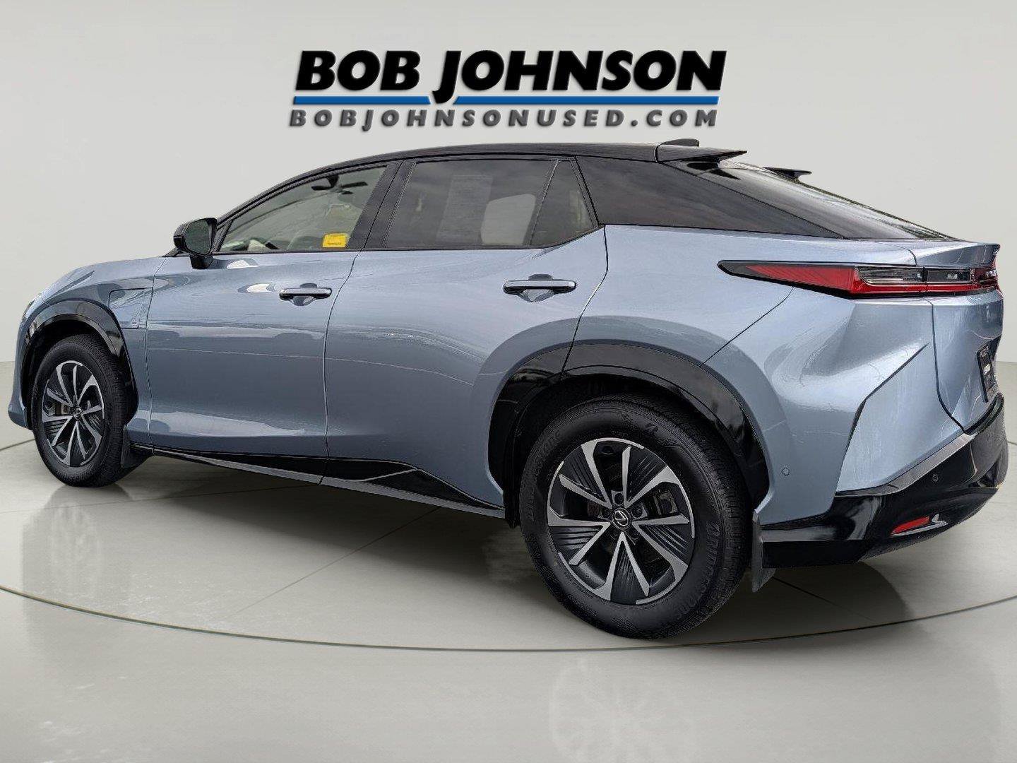 Used 2025 Lexus RZ 450e w/ Technology Package AWD/4WD image 4
