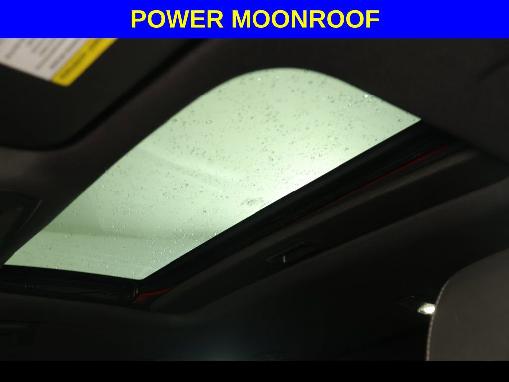 Used 2016 Ford Focus ST image 3