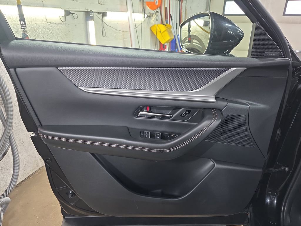 Used 2025 MAZDA CX-90 3.3 Turbo w/ Premium Plus Pkg image 28