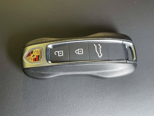 New 2026 Porsche Cayenne S AWD/4WD image 46