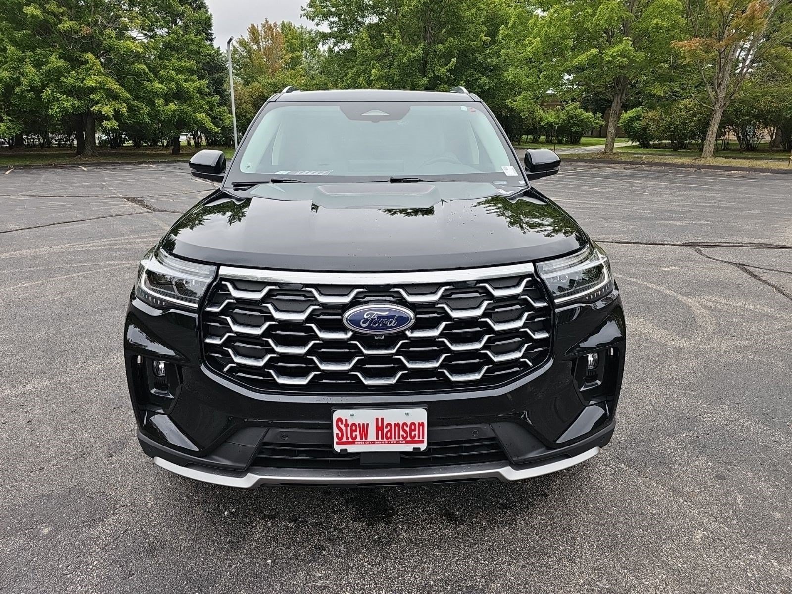 Used 2025 Ford Explorer Platinum w/ LUX Leather Package AWD/4WD image 9