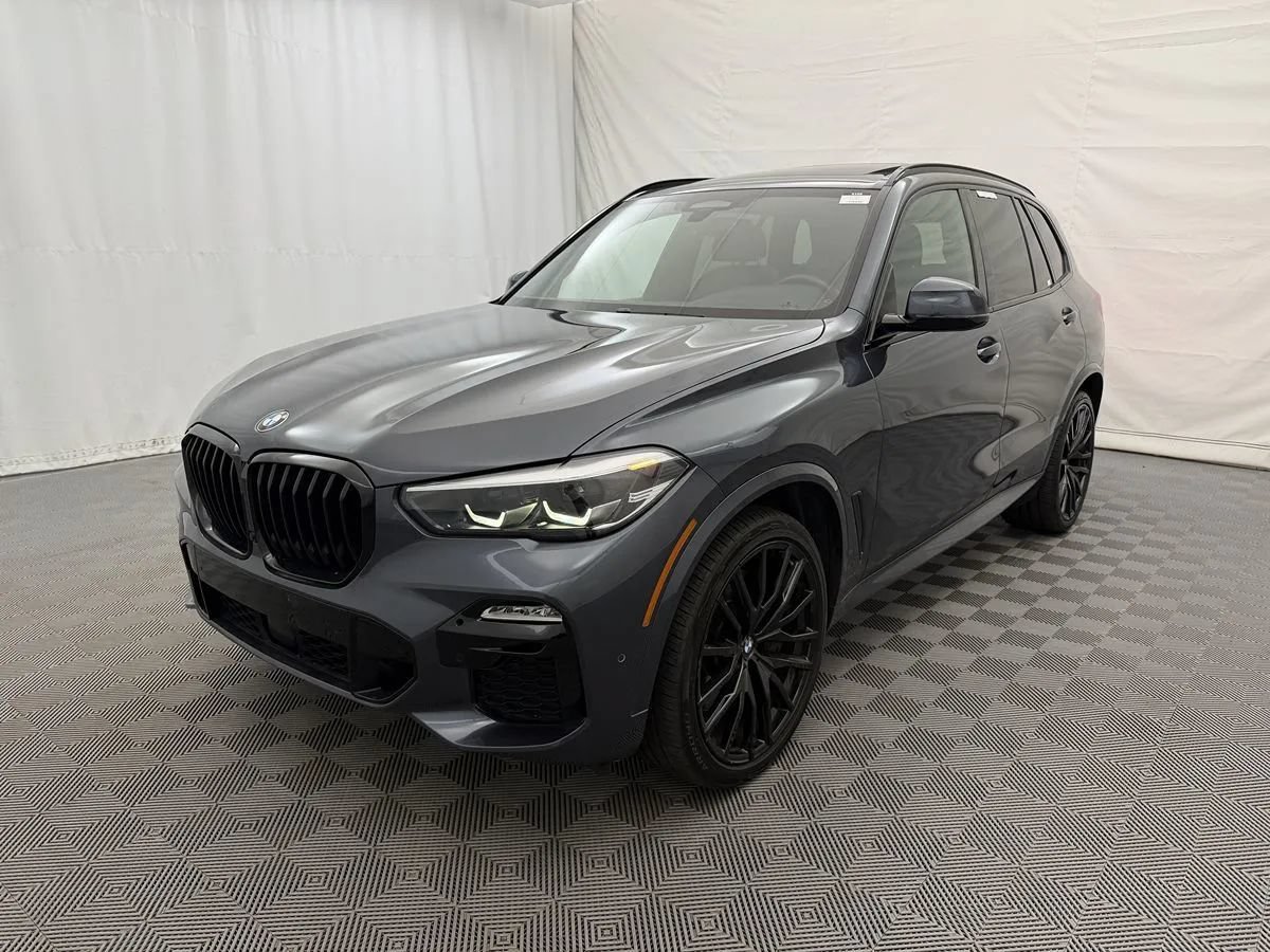 Used 2020 BMW X5 M50i AWD/4WD image 2