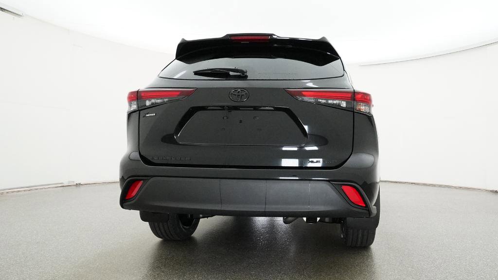 New 2026 Toyota Highlander XLE image 26