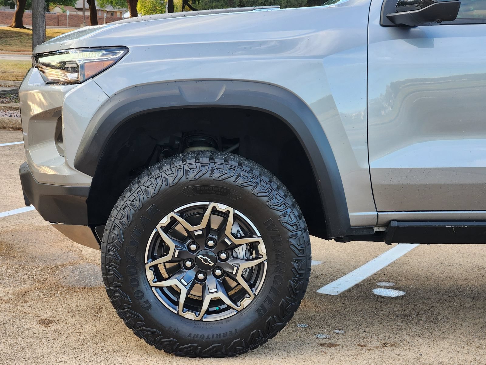 Used 2023 Chevrolet Colorado ZR2 w/ ZR2 Convenience Package III AWD/4WD image 8