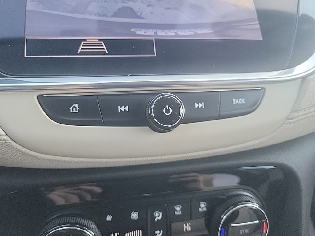 Used 2023 Buick Encore GX Select image 14