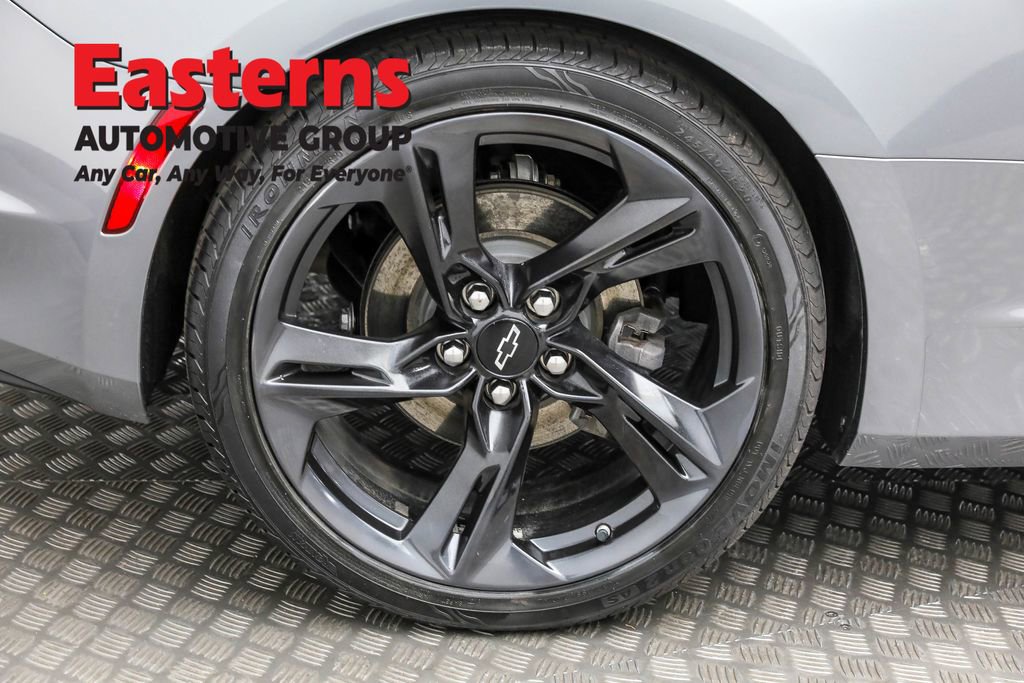 Used 2021 Chevrolet Camaro LT image 26
