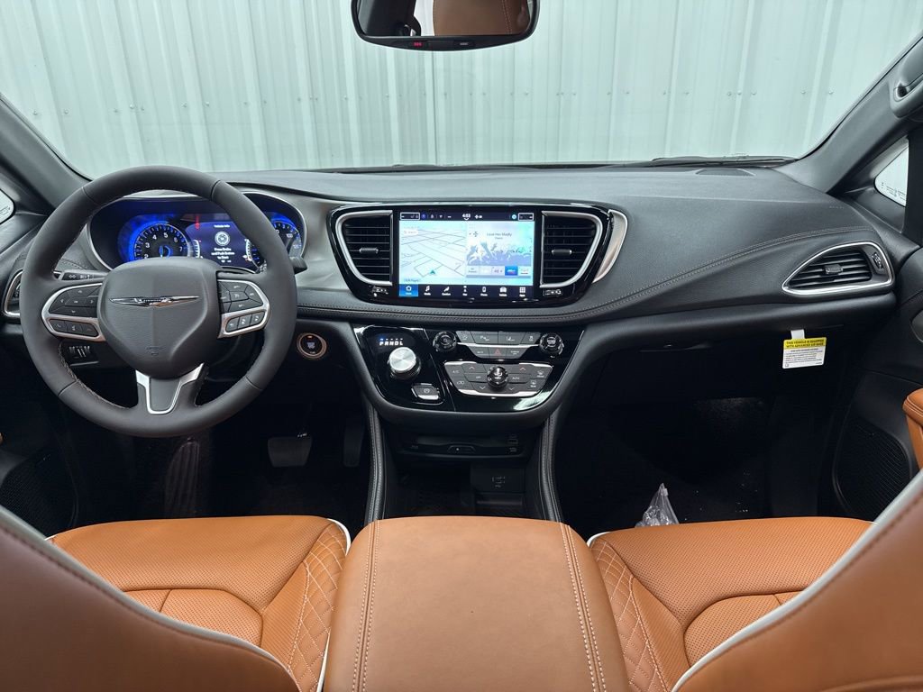 New 2026 Chrysler Pacifica Pinnacle image 19