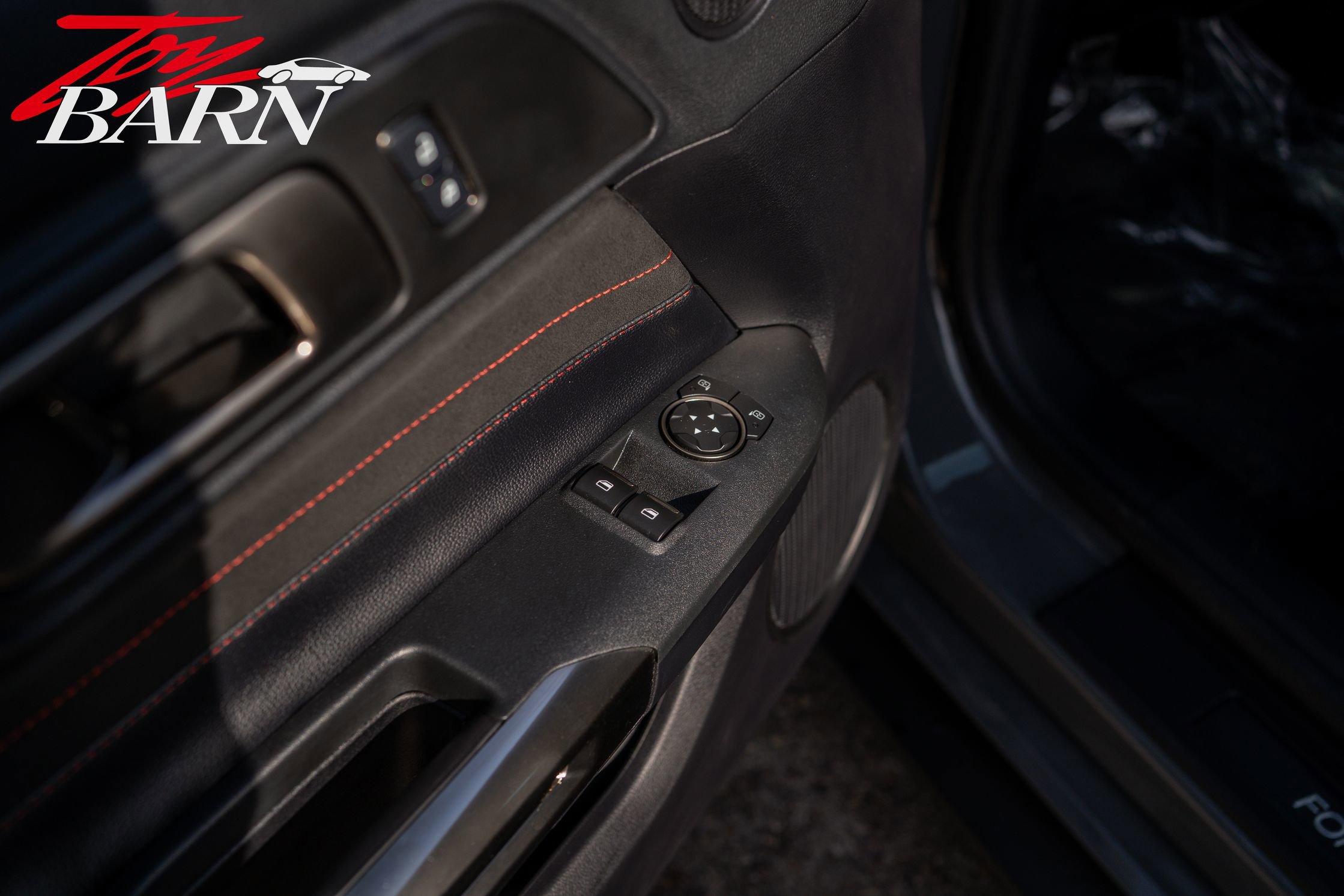 Used 2018 Ford Mustang Shelby GT350R w/ GT350R Equipment Group 920A image 16