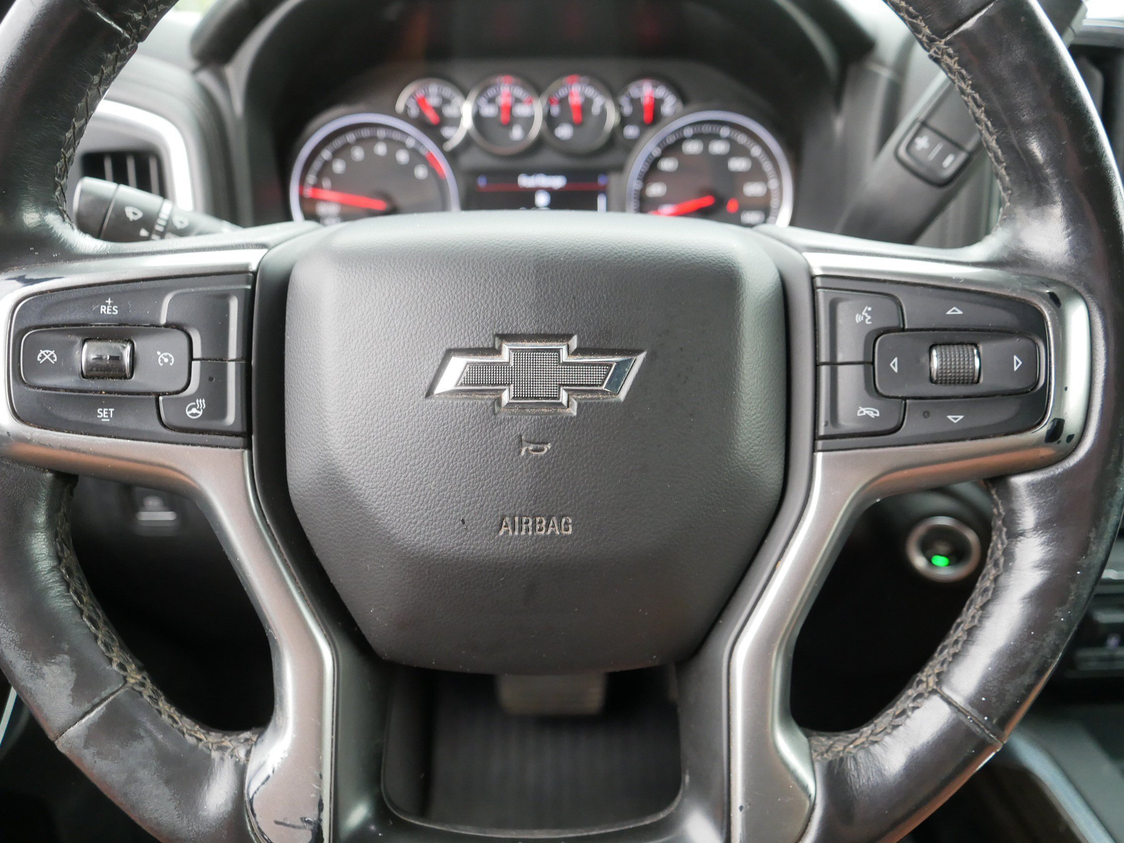 Used 2020 Chevrolet Silverado 1500 LT Trail Boss AWD/4WD image 26