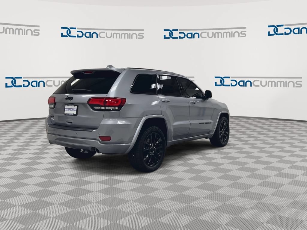 Used 2020 Jeep Grand Cherokee Altitude AWD/4WD image 8