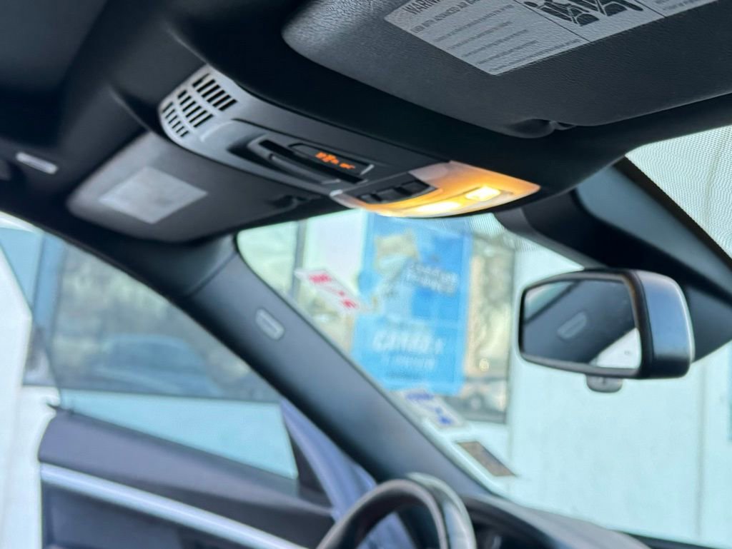 Used 2018 BMW 330i Gran Turismo xDrive image 28