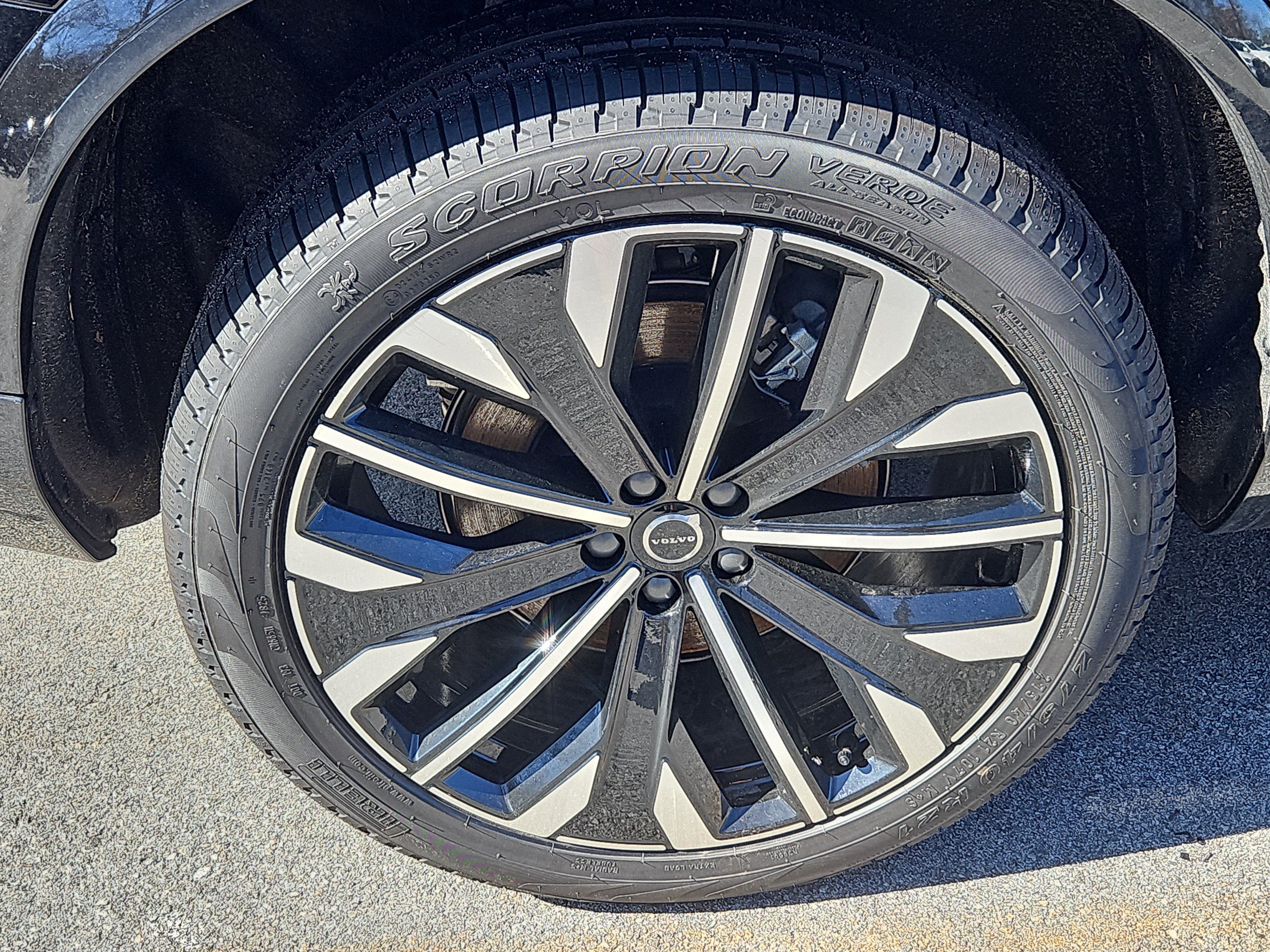 New 2026 Volvo XC90 B6 Ultra w/ Protection Package AWD/4WD image 21