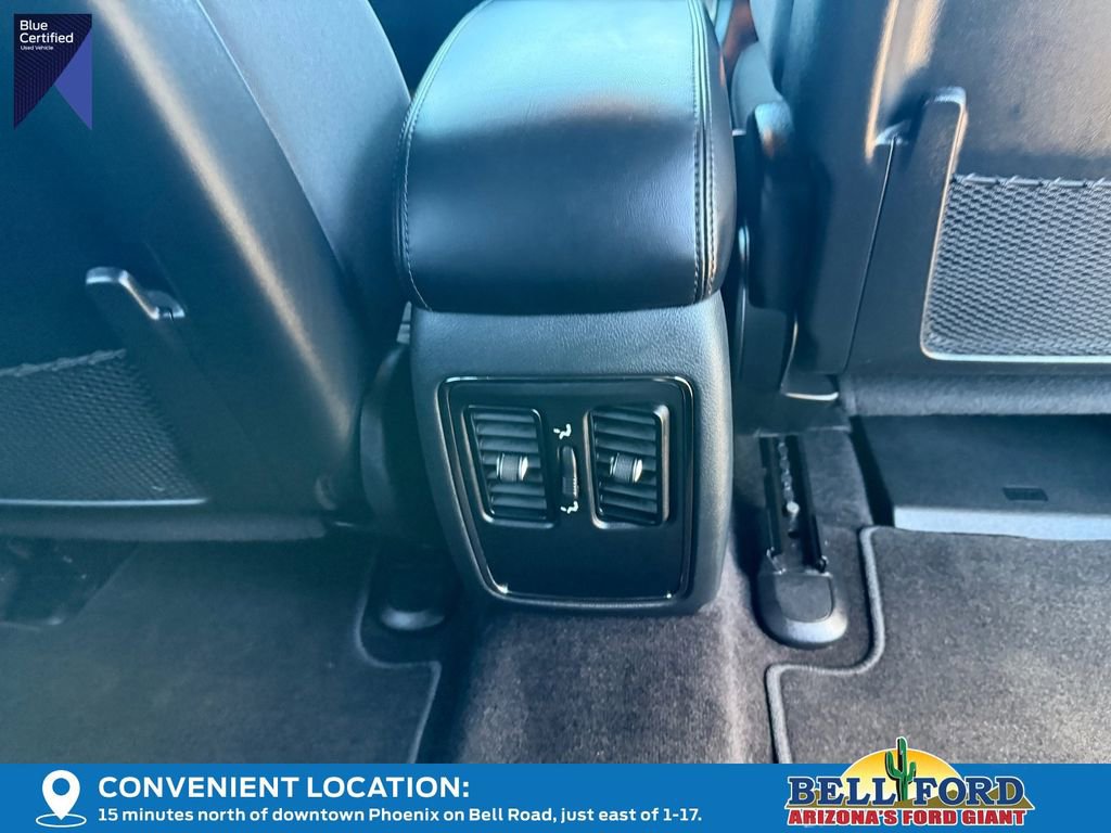 Used 2018 Jeep Grand Cherokee Laredo image 13