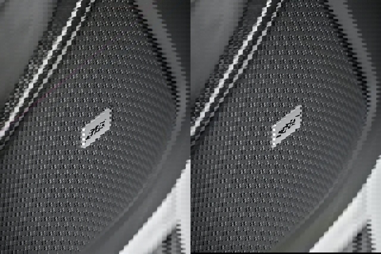 Used 2018 Chevrolet Camaro ZL1 image 21