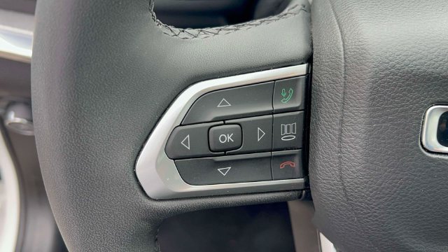 Used 2023 Jeep Compass High Altitude AWD/4WD image 28