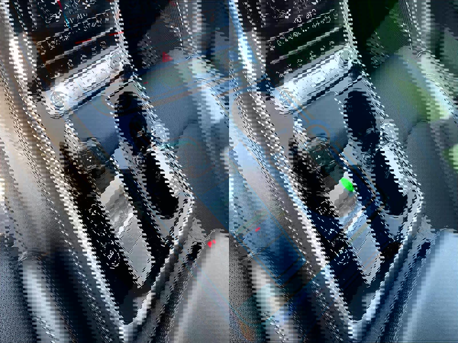 Used 2023 Audi Q8 Prestige image 20