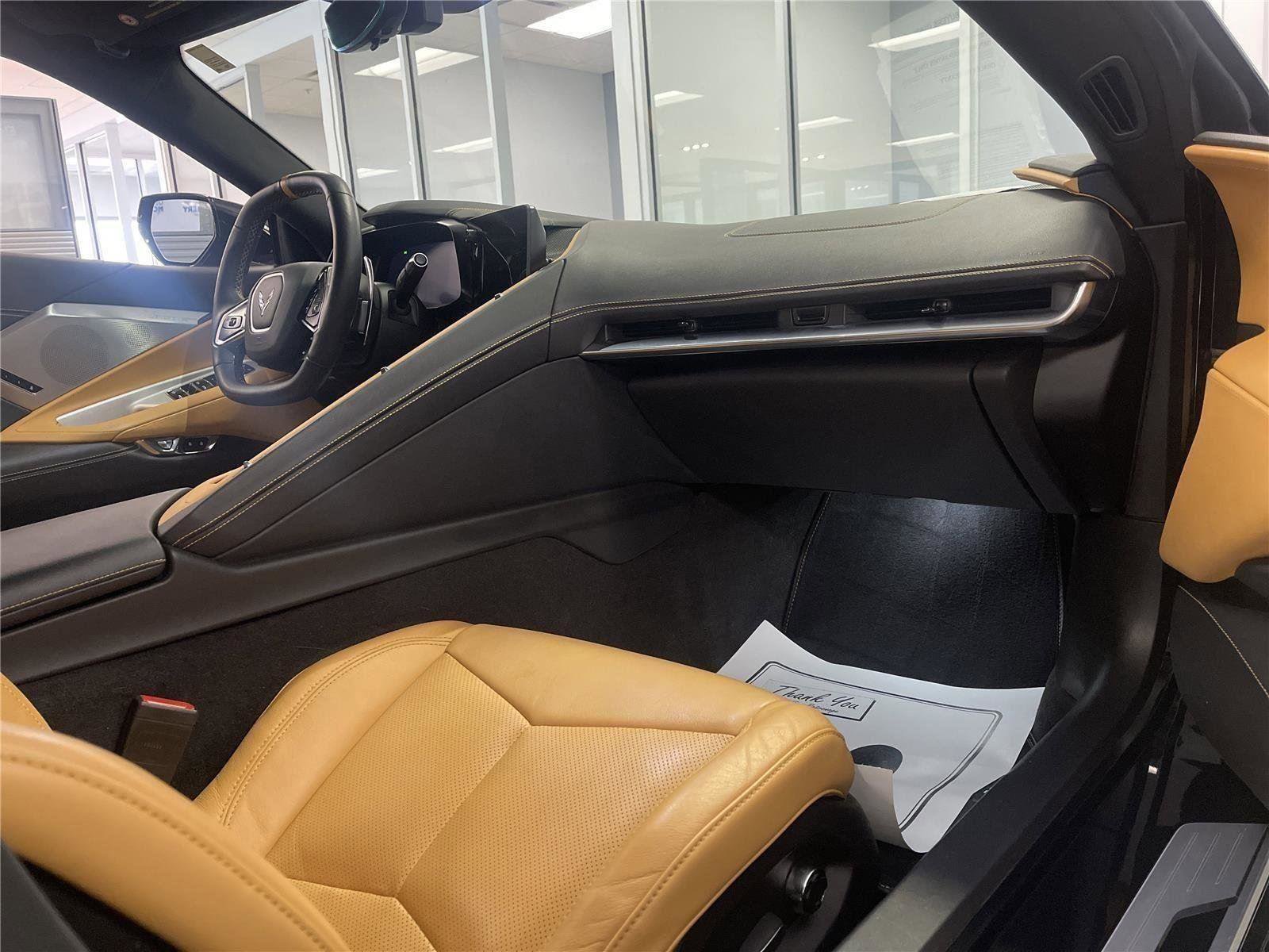 Used 2023 Chevrolet Corvette Stingray Preferred Conv w/ Chrome Exterior Badge Package image 21