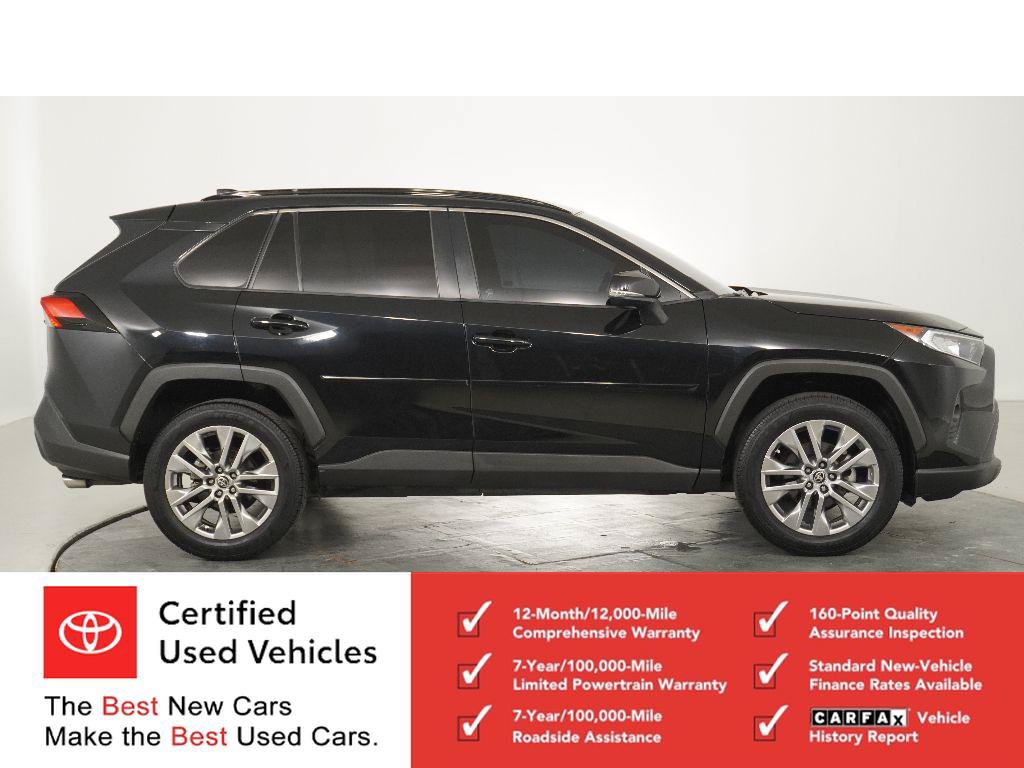 Used 2021 Toyota RAV4 XLE Premium FWD image 2