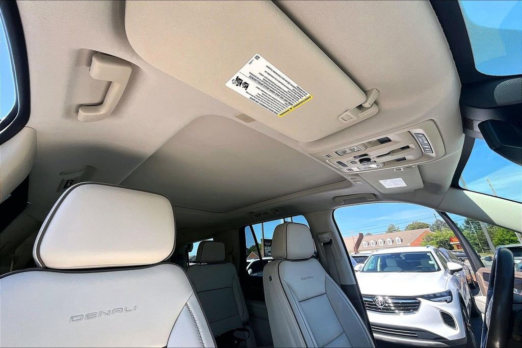 Used 2023 GMC Yukon Denali image 28