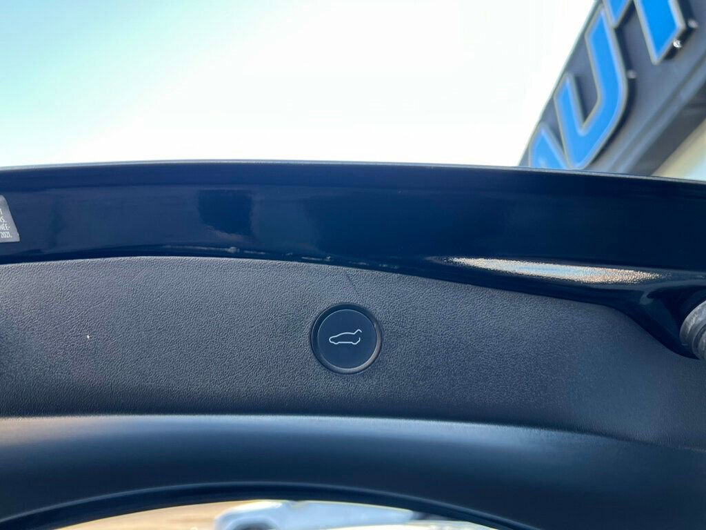 Used 2021 Tesla Model 3 Standard Range Plus image 9