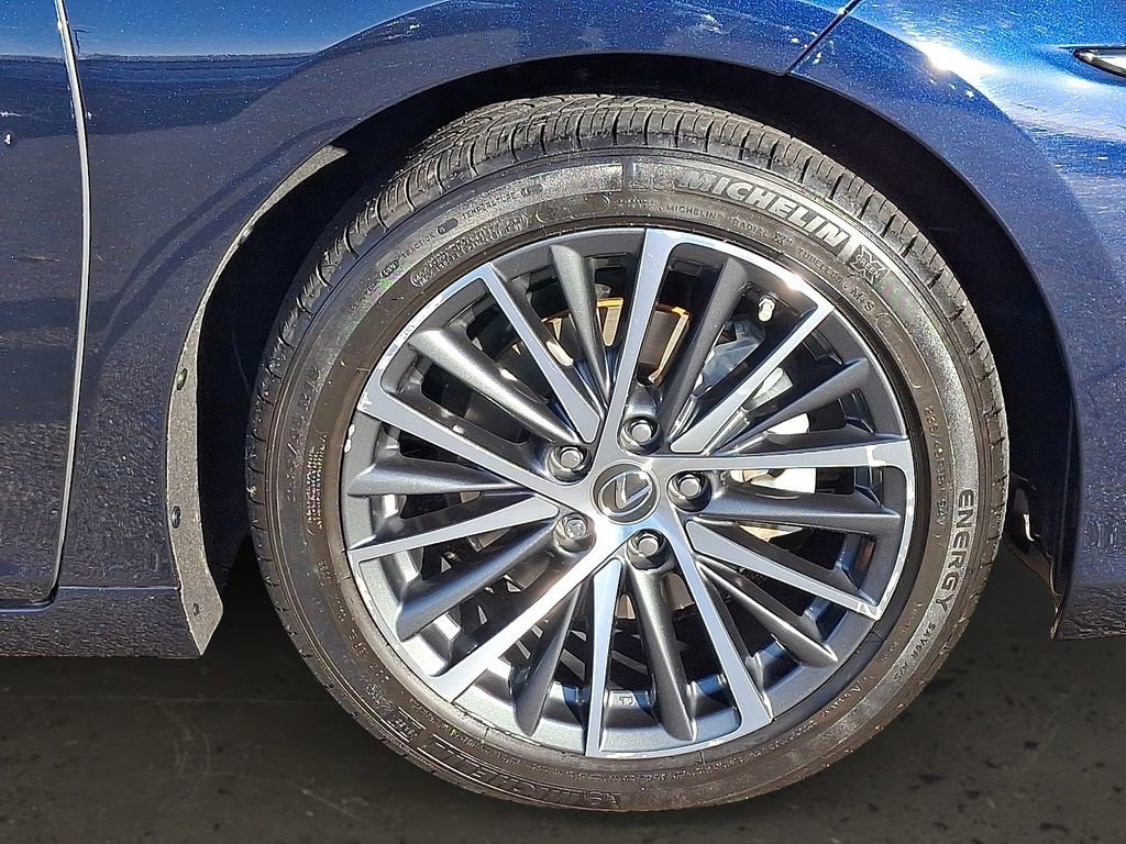 Certified 2023 Lexus ES 350 w/ Premium Package image 9