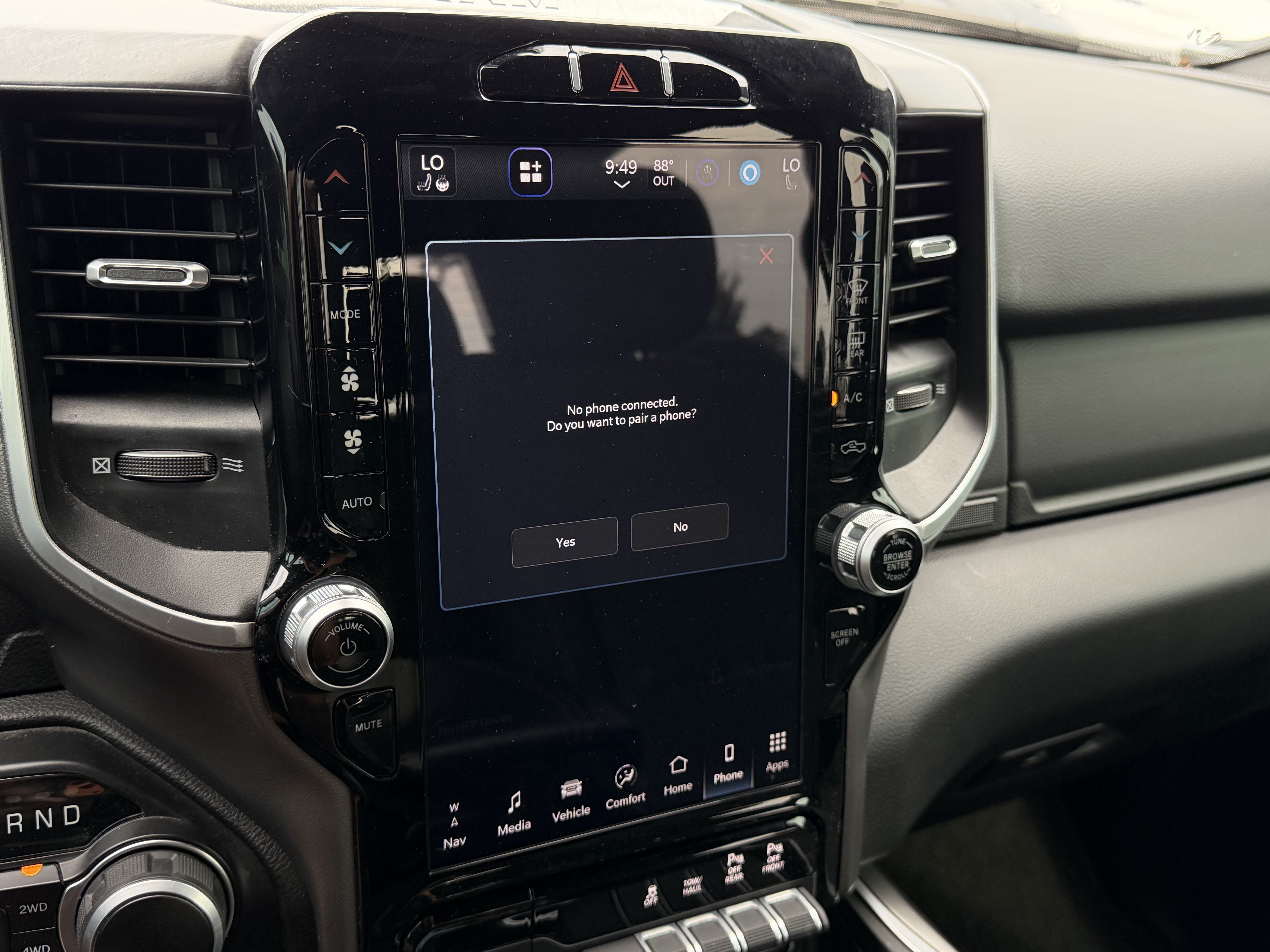 Used 2023 RAM 1500 Big Horn AWD/4WD image 25