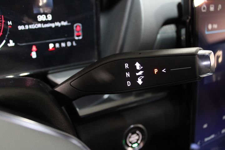 New 2026 GMC Terrain AT4 w/ Convenience Package III image 36