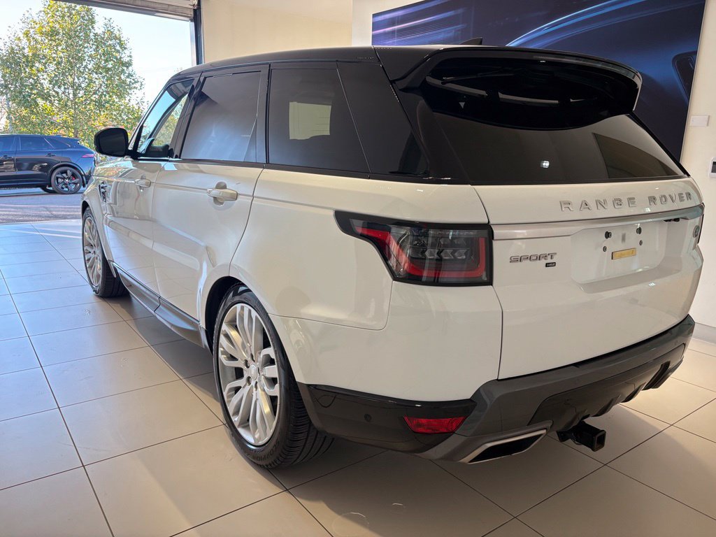 Used 2020 Land Rover Range Rover Sport HSE AWD/4WD image 2