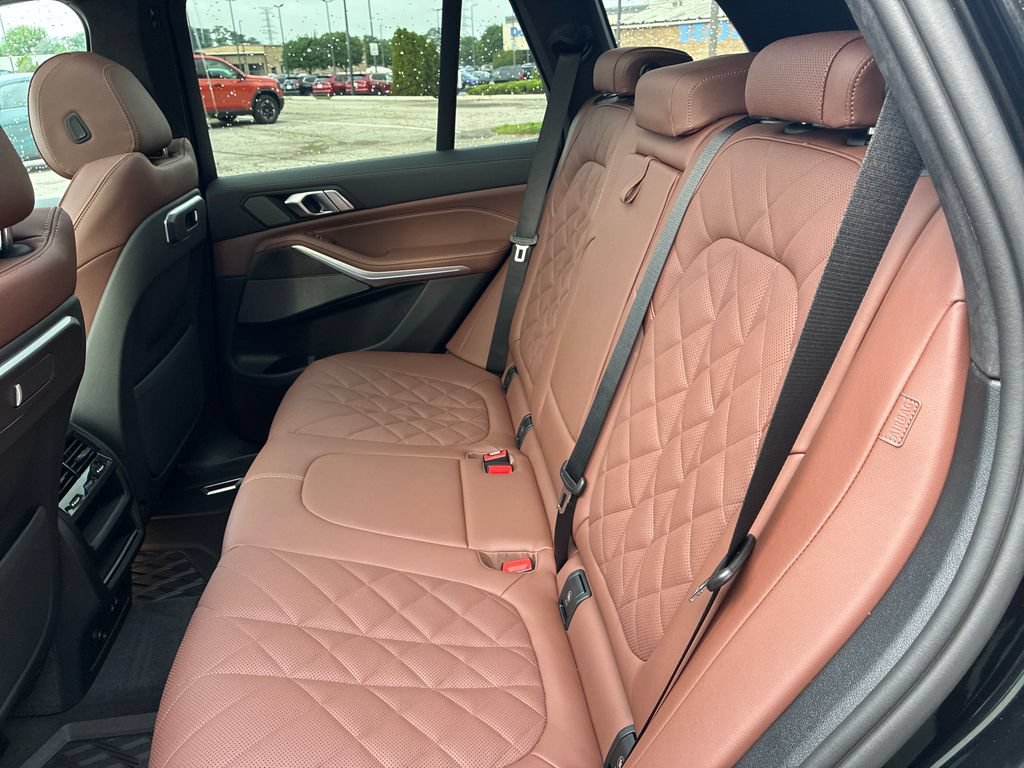 New 2026 BMW X5 xDrive50e w/ M Sport Package AWD/4WD image 19