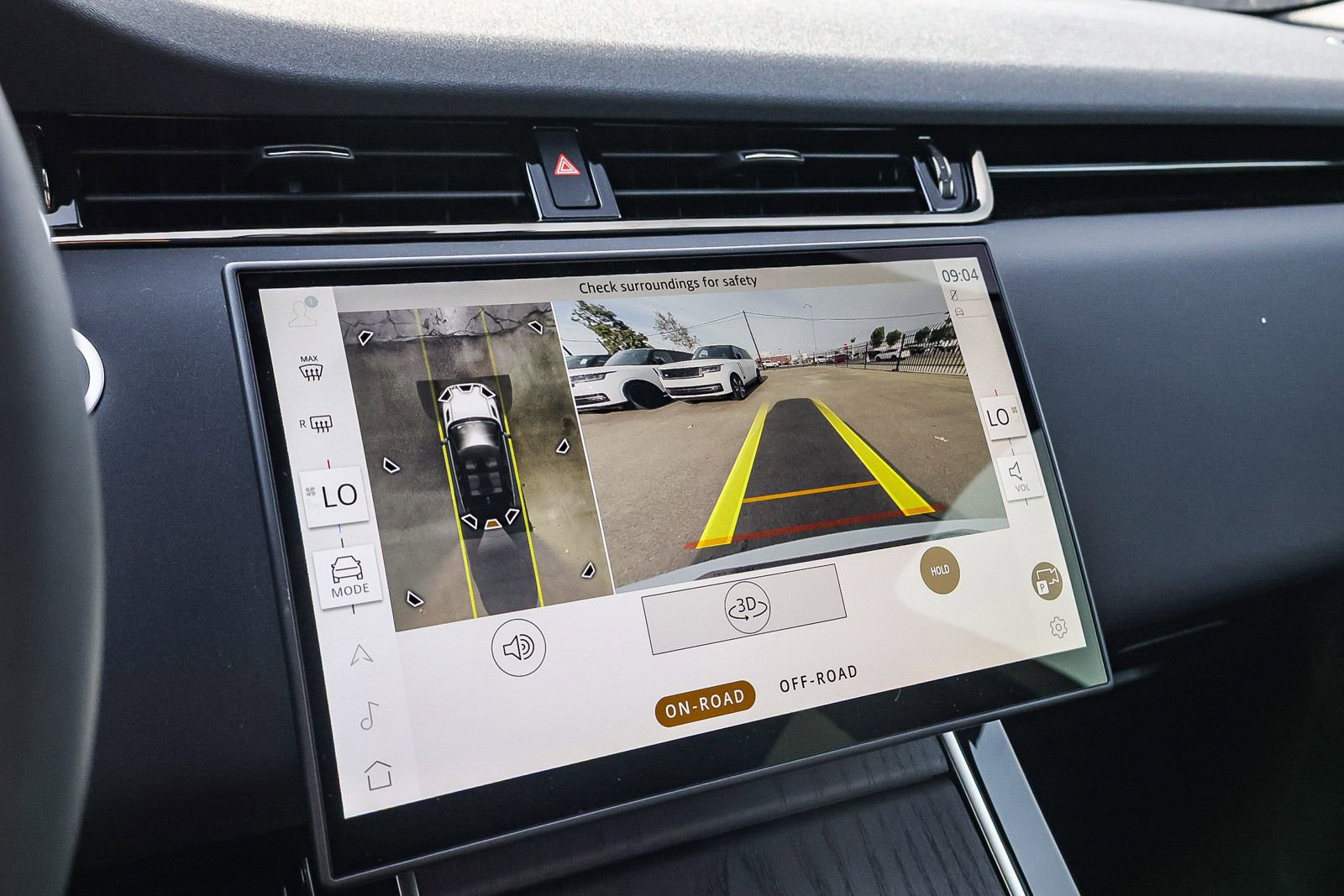 New 2026 Land Rover Range Rover Evoque Dynamic SE image 35