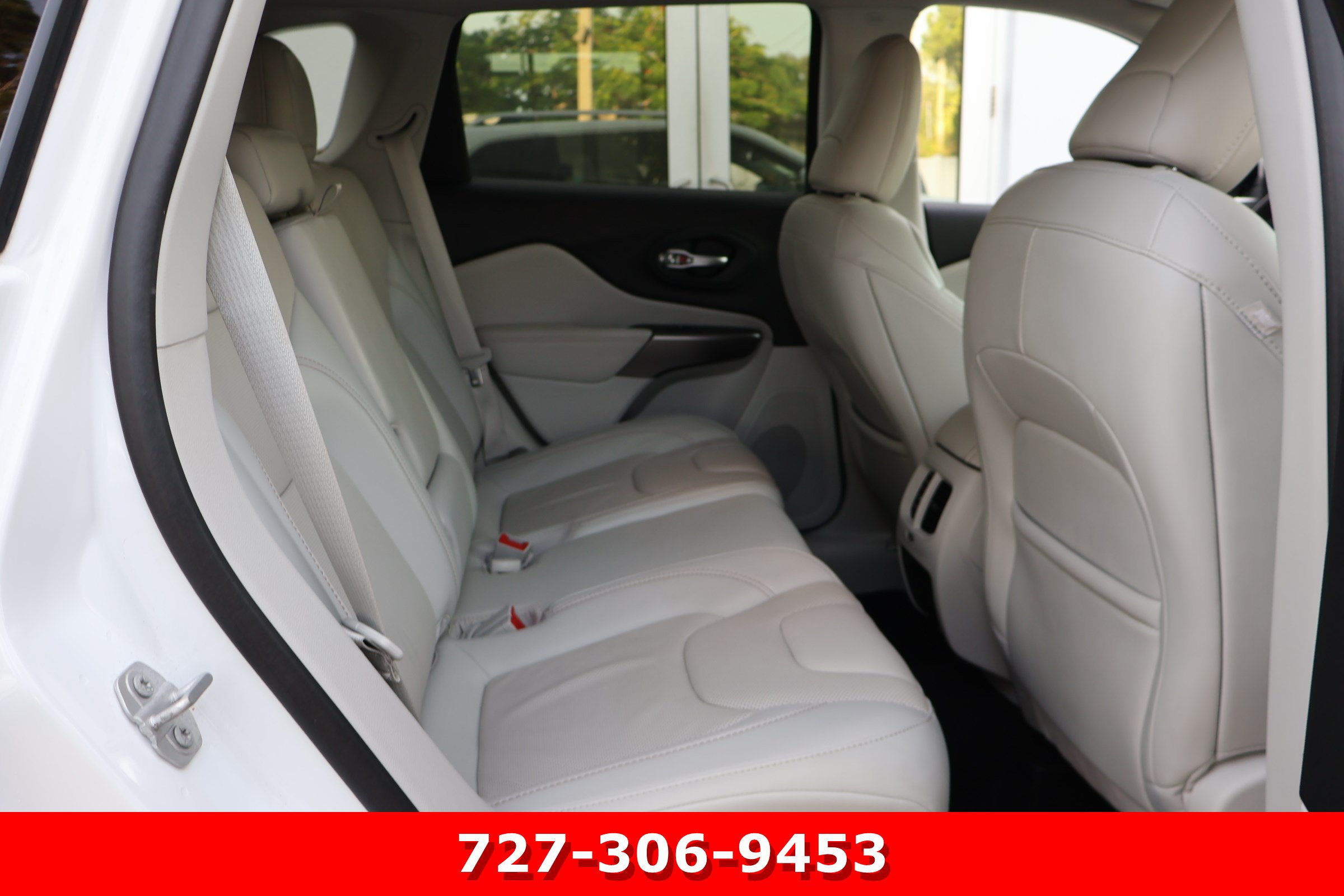Used 2020 Jeep Cherokee Limited AWD/4WD image 21