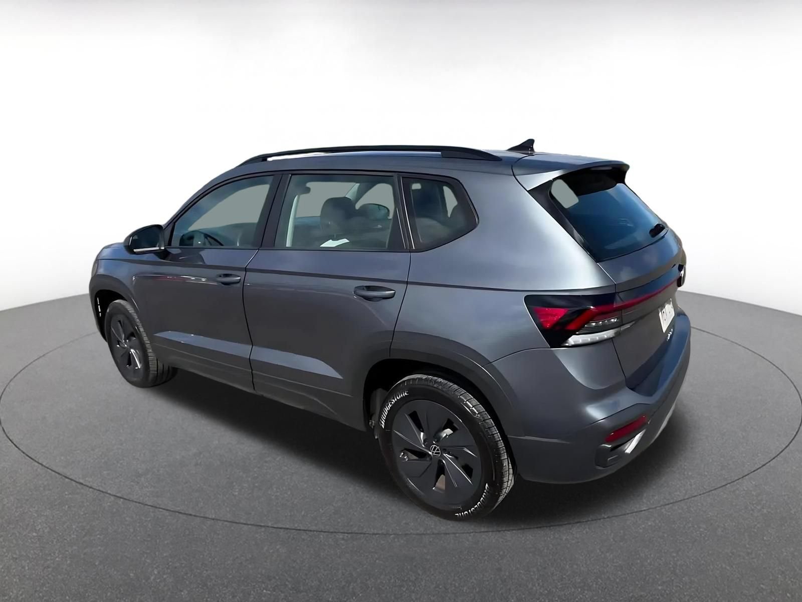 Used 2026 Volkswagen Taos S FWD image 9