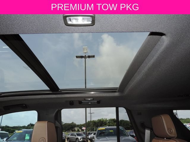Used 2026 Chevrolet Tahoe High Country RWD image 17
