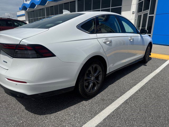 Used 2023 Honda Accord EX-L image 4