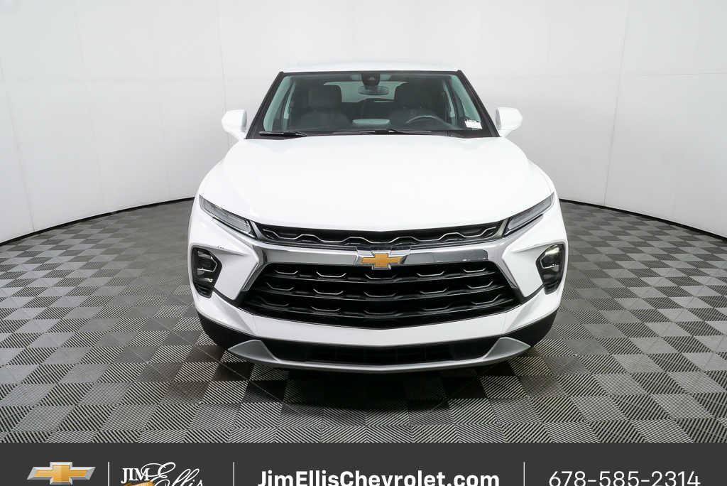 Certified 2025 Chevrolet Blazer LT FWD image 32
