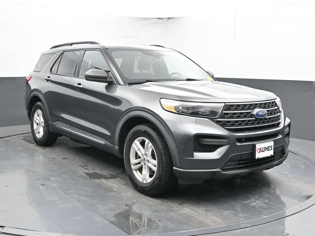 Used 2020 Ford Explorer XLT w/ Comfort Package AWD/4WD image 6