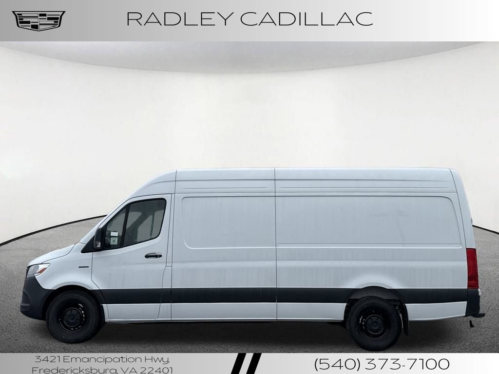 Used 2024 Mercedes-Benz eSprinter 170 Cargo image 14