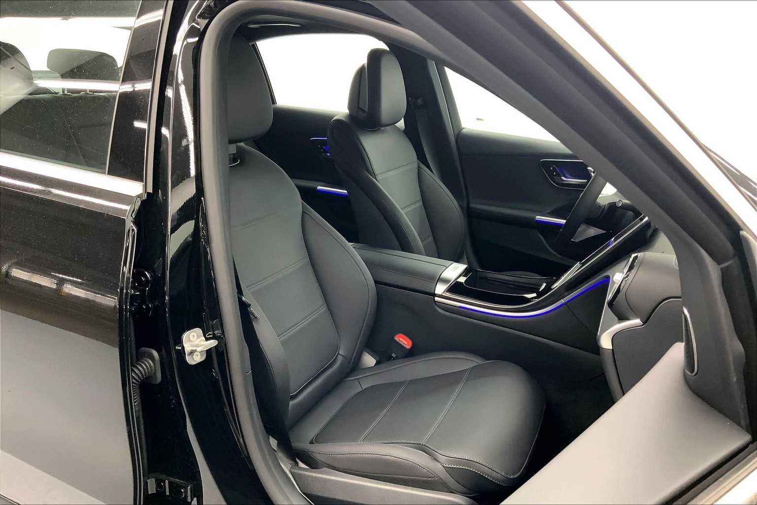 New 2025 Mercedes-Benz C 300 C 300 image 2