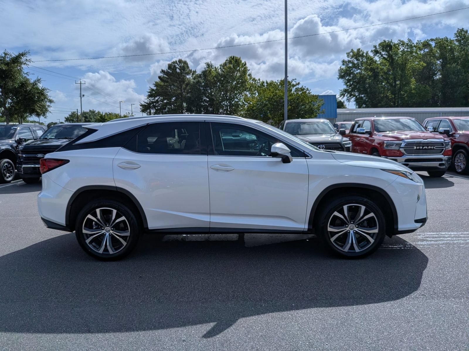Used 2017 Lexus RX 350 FWD image 2