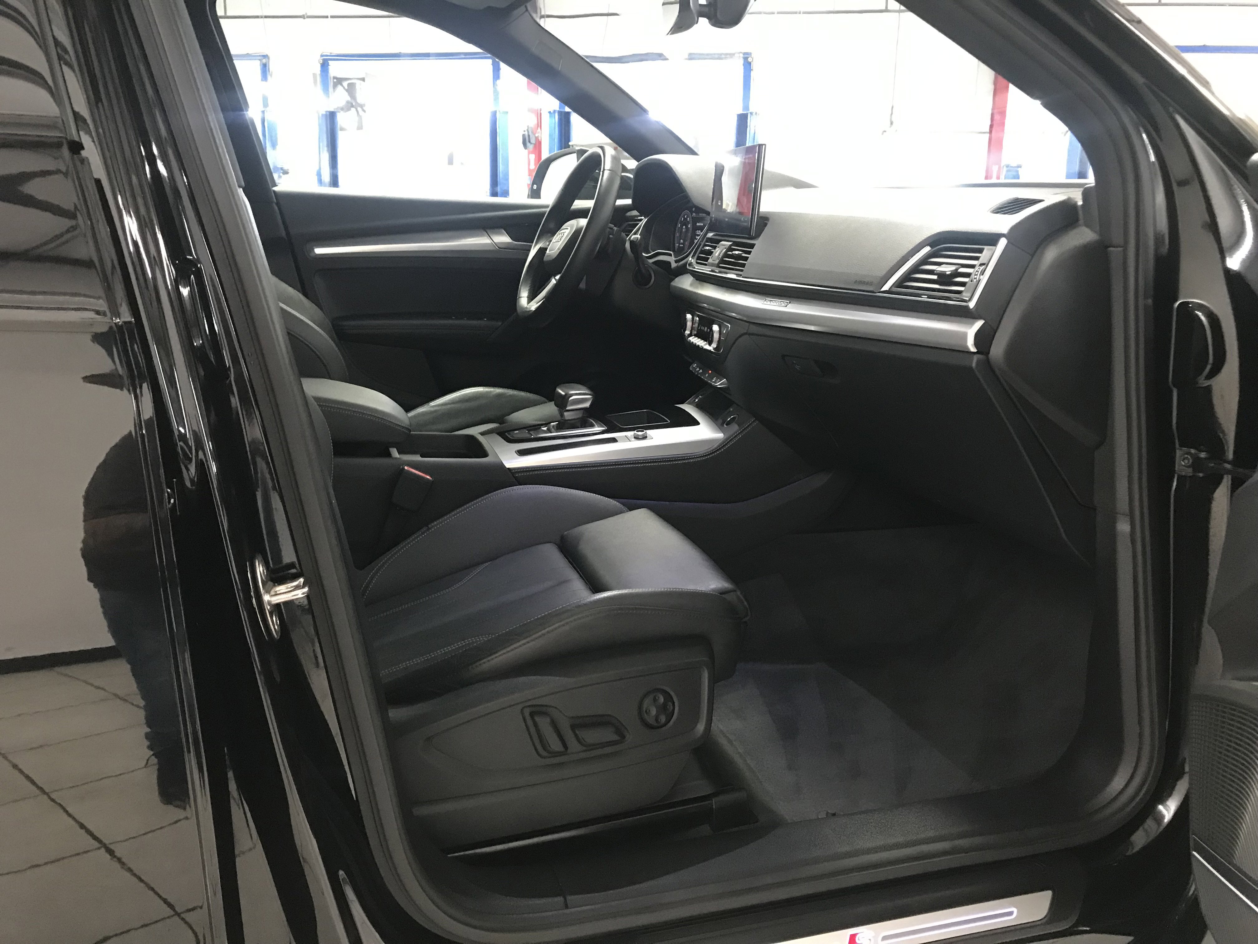 Used 2023 Audi Q5 2.0T Premium Plus w/ Premium Plus Package image 14