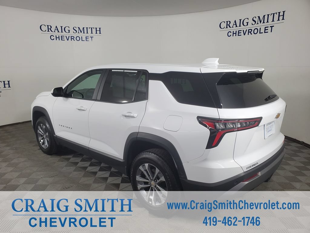 Used 2025 Chevrolet Equinox LT FWD image 3